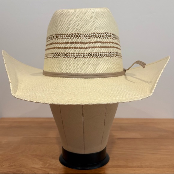NEW!! Men’s Resistol- Rigby Straw Hat by Cody Johnson. Size 7 1/4